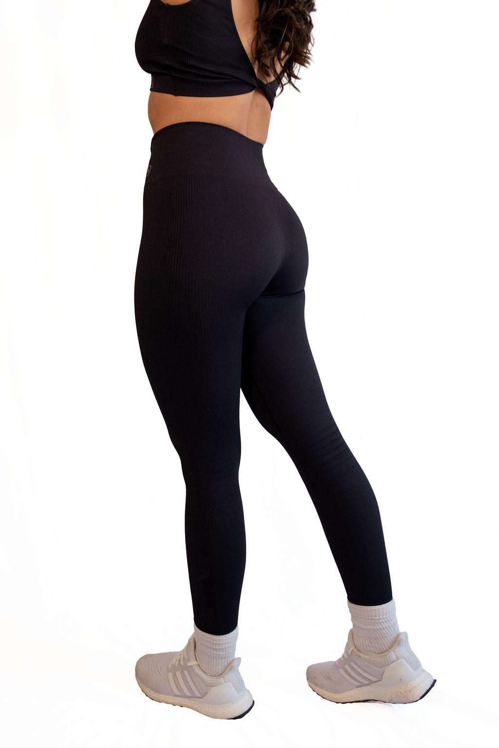 The BlackLine Seamless Set